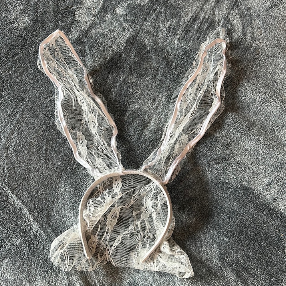 Lace bunny ears